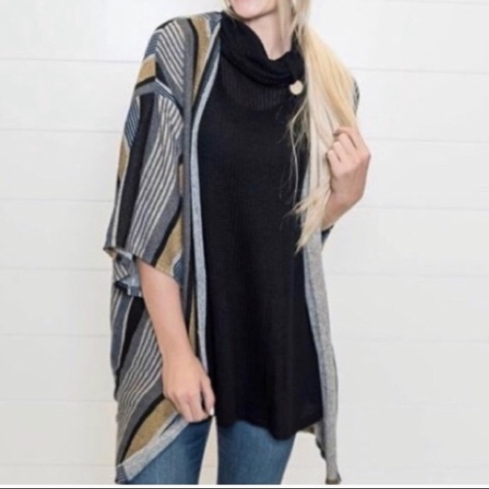 Over-sized cardigan open style striped black gray